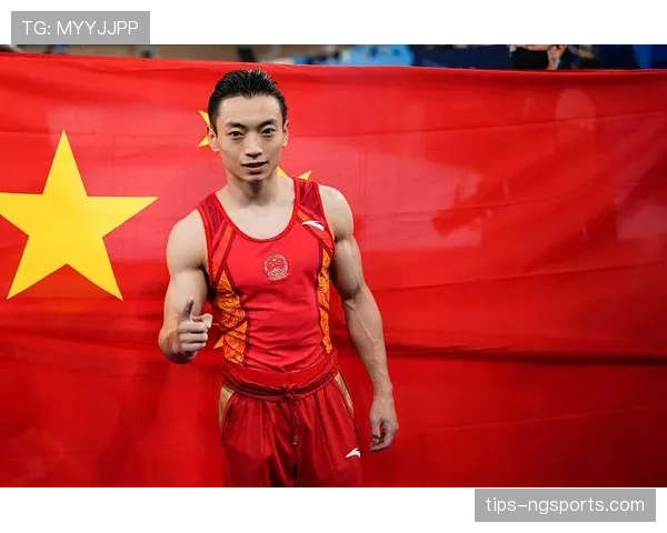 邹敬园这训练强度,一天四练还啃鸡胸肉,真不怕把自己练成钢筋? 邹敬园这训练强度,一天四练还啃鸡胸肉,真不怕把自己练成钢筋?
