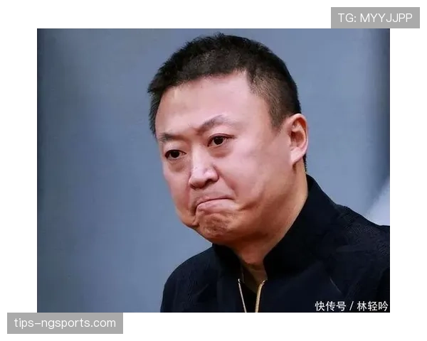 马琳家阳台种的不是花，是一片小型豪华会所，我看着银行卡先闭眼
