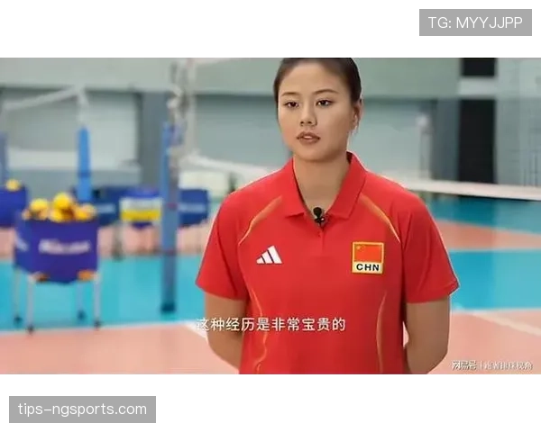 龚翔宇训练完直接拎爱马仕去接娃，这姐的生活是真实存在的吗